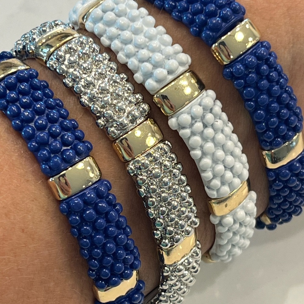 Bundle of 4 Stretch Bracelets - Picture 3 of 8